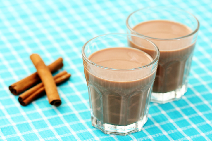 is-chocolate-milk-good-or-bad-little-ones-young-kids-health